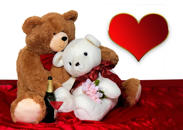 つの大きなバレンタインのイメージは ロマンチックな夜を一緒にワインと花を持つクマぬいぐるみ 選択のテキスト用の側に赤いハート — ストック写真