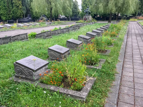 Memorial Segunda Guerra Mundial Tumbas Los Soldados Soviéticos Caídos Segunda —  Fotos de Stock