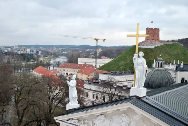 Zwiedzanie Katedry Wileńskiej Wieża Giedymina Wilno Litwa — Zdjęcie stockowe