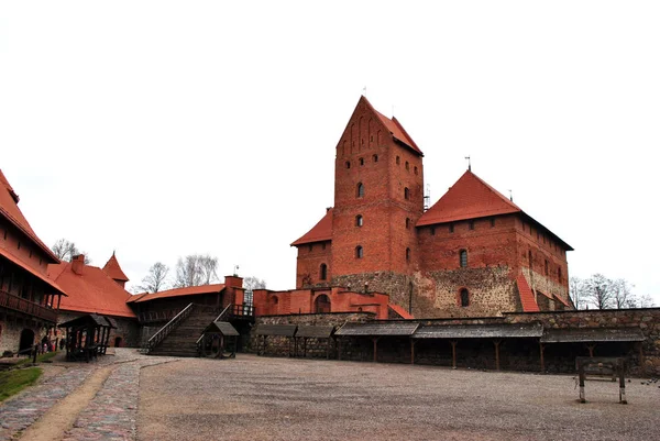 Centrala Gården Och Huvudsakligt Står Hög Slottet Trakai Lithuania — Stockfoto