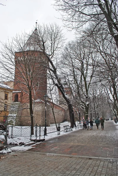 Una Vecchia Torre Vicino Parte Cracovia — Foto Stock