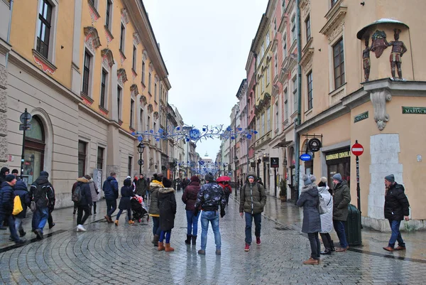 Touristes Dans Les Rues Cracovie Pologne — Photo