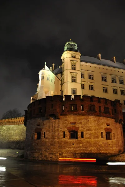 Torre Del Castillo Wawel Por Noche Cracovia — Foto de Stock