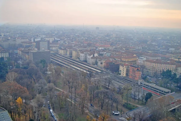 Milan Railway Station Hights — стоковое фото