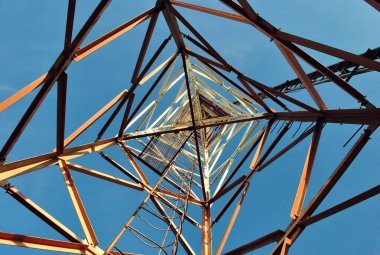 bir televizyon bağlantısının kulesi