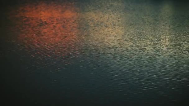 Rimpel Wateroppervlak Reflecteren Het Zonlicht Zonsondergang Sereniteit Achtergrond — Stockvideo