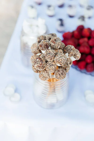 Wedding decor and arch, rustic style with straw and wedding rings