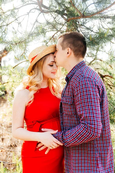 Pregnant Girl Tummy Awaiting Delivery Red Dress Straw Hat Her — Stock Photo, Image