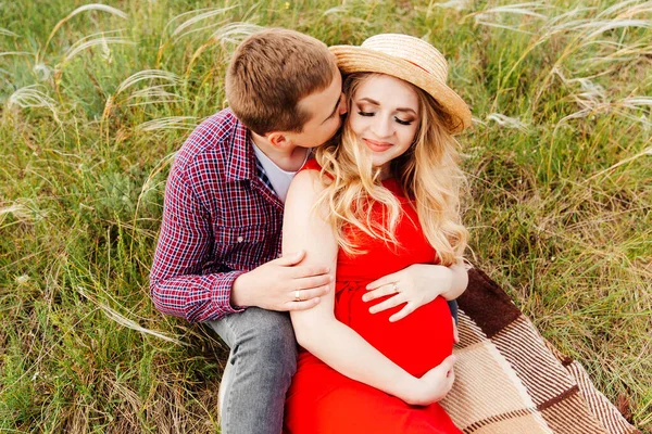 Pregnant Girl Tummy Awaiting Delivery Red Dress Straw Hat Her — Stock Photo, Image