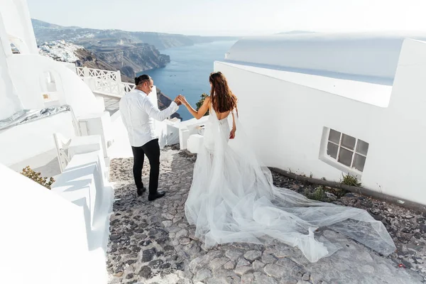 Hochzeit Auf Der Griechischen Insel Santorin Schönes Paar Braut Weißen — Stockfoto