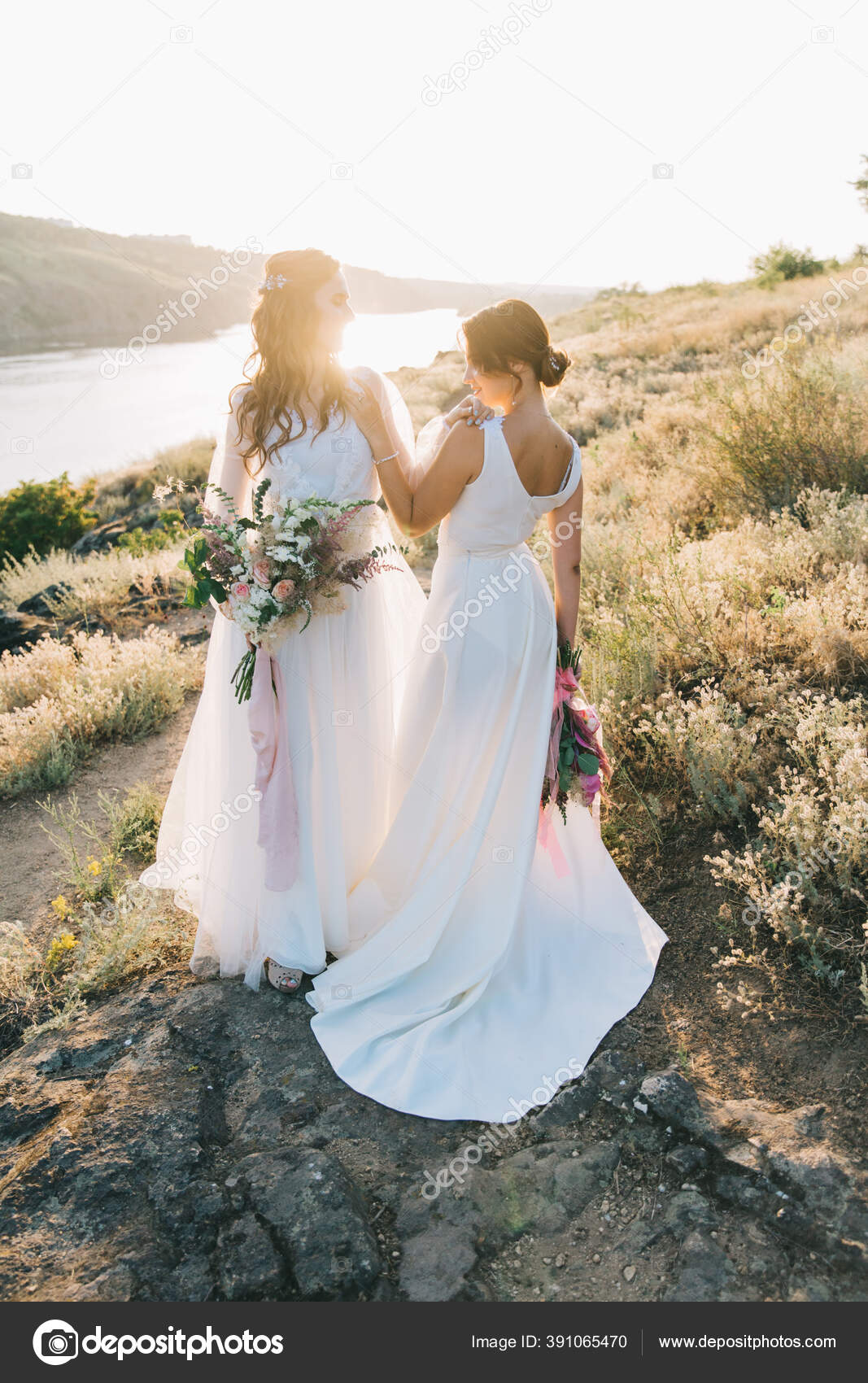 Lesbian Wedding Couple White Dresses — Stock Photo © Blokhin_Oleg