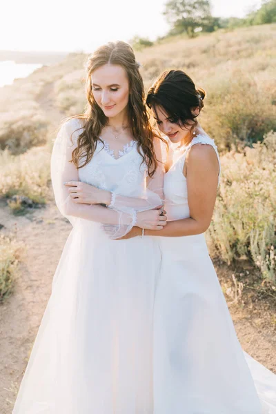 Lesbian Wedding Couple White Dresses — Stock Photo, Image