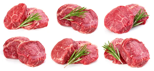 Fehér alapon izolált nyers marhahús — Stock Fotó