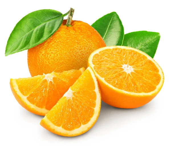 Naranja orgánica fresca aislada sobre fondo blanco — Foto de Stock