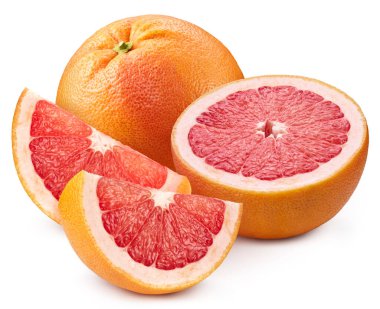 Olgun taze greyfurt kesme yolu. Beyaz arkaplanda greyfurt izole edildi.