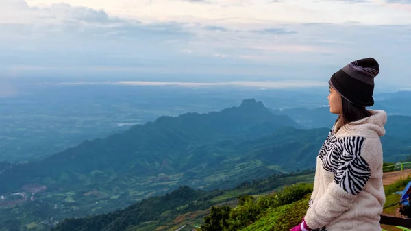 Woman Tourist Sweater Dress Watching Beautiful Nature Landscape Forest Mountain — Stock Photo, Image