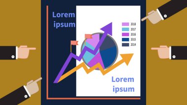 Dört erkek el grafiklere ve grafiklere işaret eder