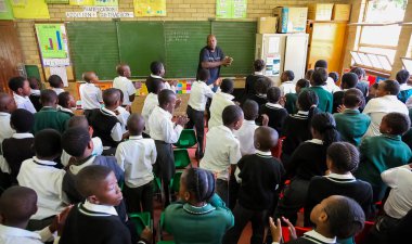 Johannesburg, Güney Afrika, 26 Ekim 2011, Afrikalı çocuk İlköğretim Okulu sınıf