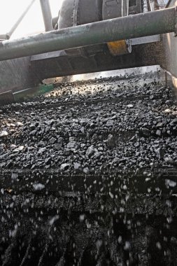Açık çukur kömür madenciliği ve işleme Güney Afrika. Çamaşır ve depolama