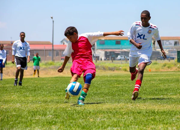 Ciudad Del Cabo Sudáfrica Diciembre 2011 Diversos Niños Jugando Fútbol — Foto de Stock