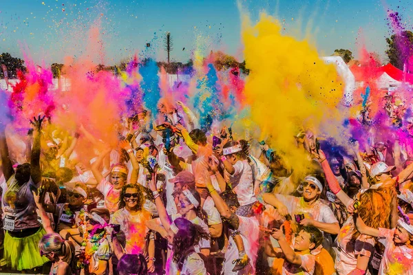 Johanneburg South Africa 2017 Young People Having Fun Color Run Royalty Free Stock Photos