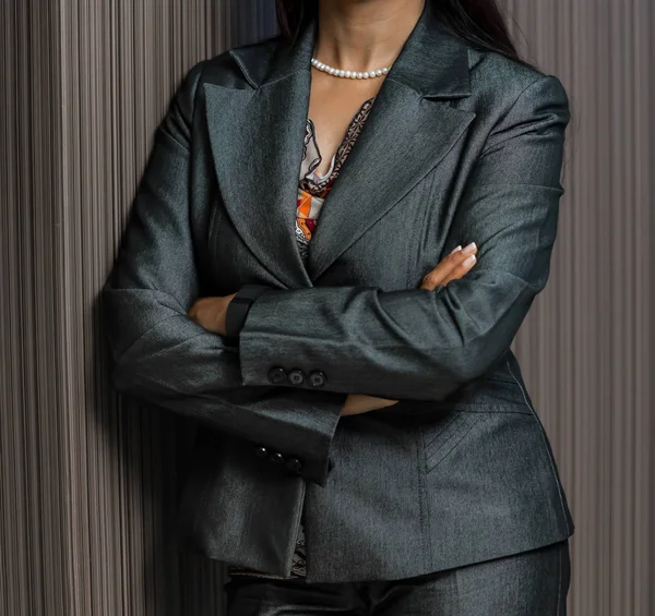 Обрезанная Голова Индийской Арабской Бизнес Женщины Корпоративном Костюме — стоковое фото