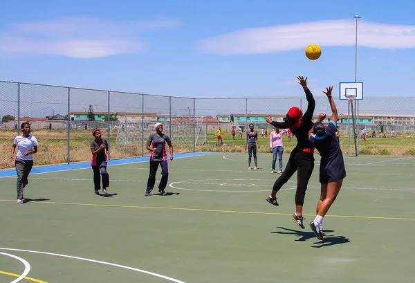 Cape Town South Africa December 2011 Diverse Children Playing Netball — Stock Photo, Image