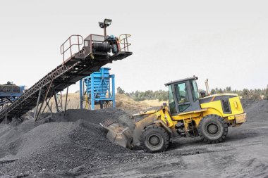 Açık çukur kömür madenciliği ve işleme Güney Afrika. Çamaşır ve depolama