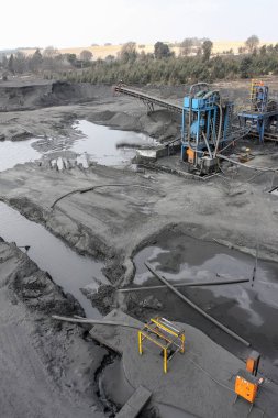 Açık çukur kömür madenciliği ve işleme Güney Afrika. Çamaşır ve depolama