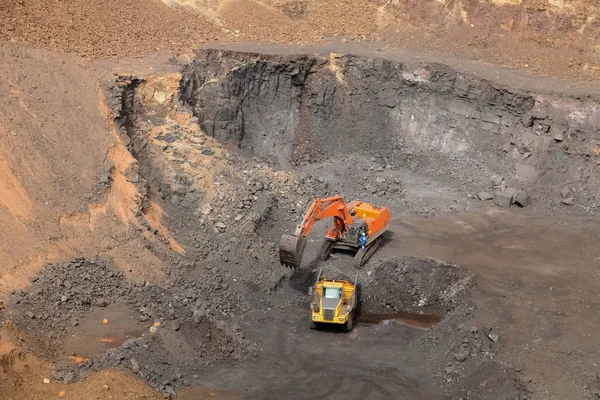 Minería Manganeso Cielo Abierto Excavadora Que Extrae Roca Rica Minerales — Foto de Stock