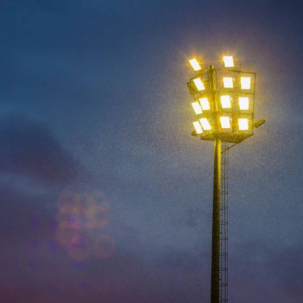 Luces Brillantes Del Estadio Deportivo Una Noche Nublada Johannesburgo Sudáfrica — Foto de Stock