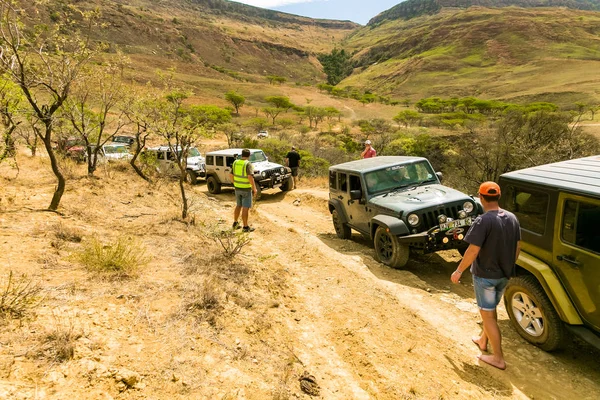 Harrismith, Güney Afrika - 02 Ekim 2015: 4x4 Dağ Yolu Sürücü Eğitimi Drakensberg 'deki Camp Jeep' te