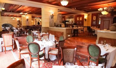 Johannesburg, Güney Afrika - 27 Nisan 2011: iç çağdaş, iyi yemek Restoran