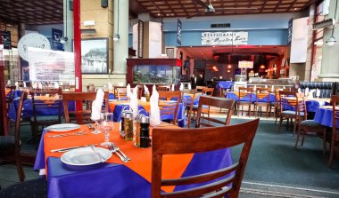 Johannesburg, Güney Afrika - 27 Nisan 2011: iç Up-Market deniz ürünleri Restoran
