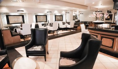 Up-Market Bistro Restaurant'ta Johannesburg, Güney Afrika - 27 Nisan 2011: iç