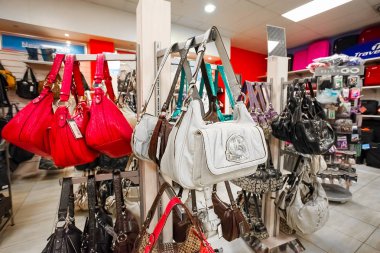 Johannesburg, Güney Afrika - 05 Temmuz 2011: iç moda giyim perakende mağazası