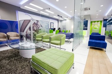 Johannesburg, Güney Afrika - 17 Haziran 2011: Modern Afrika Bankasının İçi