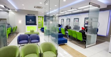 Johannesburg, Güney Afrika - 17 Haziran 2011: Modern Afrika Bankasının İçi