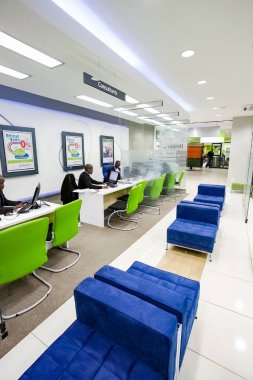 Johannesburg, Güney Afrika - 17 Haziran 2011: Modern Afrika Bankasının İçi