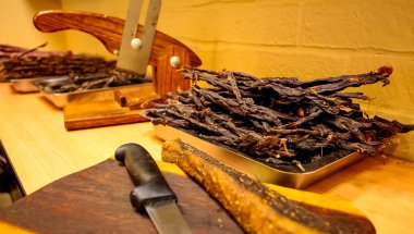Bir sığır sarsıntılı Biltong Shop iç iç