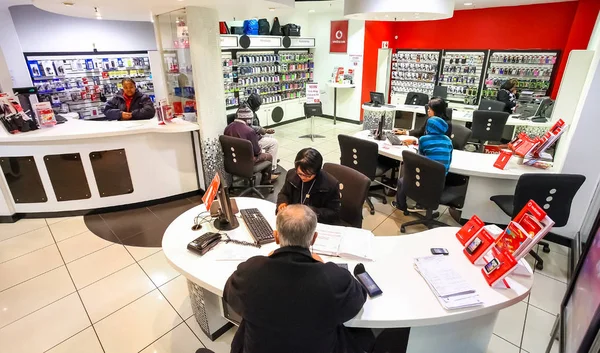 Johannesburgo Sudáfrica Julio 2011 Interior Una Tienda Teléfonos Móviles Centro — Foto de Stock