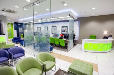 Johannesburg, Güney Afrika - 17 Haziran 2011: Modern Afrika Bankasının İçi