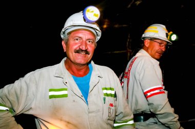 Johannesburg, Güney Afrika - 11 Ağustos 2008: yeraltı platin Paladyum madencilik ve makine