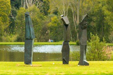 Nirox Park Johannesburg, Güney Afrika - 09 Mayıs 2015: açık hava Sanat Heykel Sergisi