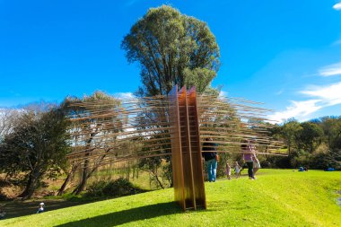 Nirox Park Johannesburg, Güney Afrika - 10 Mayıs 2014: açık hava Sanat Heykel Sergisi