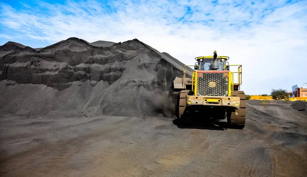 Minería y equipo de manganeso — Foto de Stock