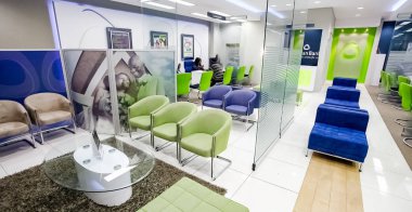 Modern Afrika Bankası iç iç