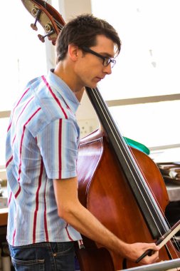 Çeşitli gençlik müzik okul Orkestrası 