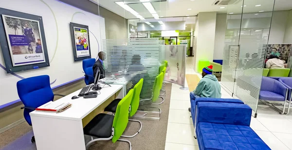 Wewnątrz wnętrze nowoczesne Afrykański Bank — Zdjęcie stockowe