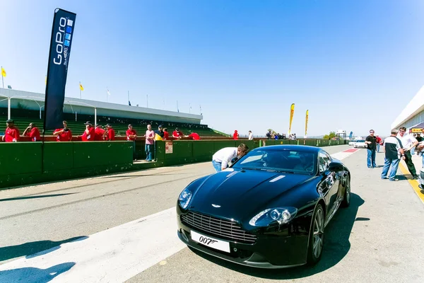 Aston Martin ιδιοκτήτη Track Day — Φωτογραφία Αρχείου